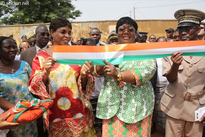 Inauguration de la Maison des potières à Katiola / Anne désirée Ouloto déclare :  ‘‘Je ne veux plus que les femmes travaillent dans des situations dégradantes’’